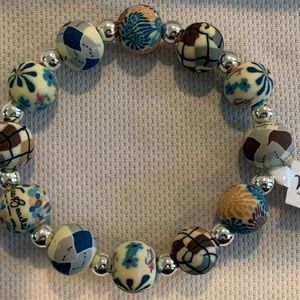 NWT Viva Beads Bracelet